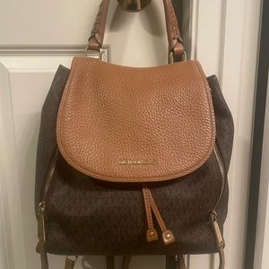 Michael Kors Viv backpack